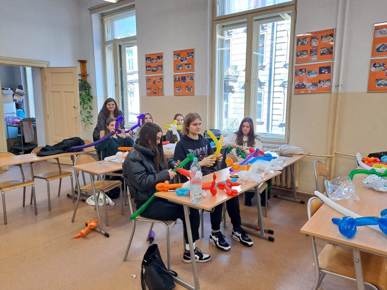 Kurs „Animator czasu wolnego. Gry i zabawy”