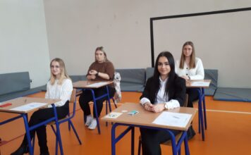 Nasze Uczennice w etapie okręgowym Olimpiady Umiejętności Hotelarskich