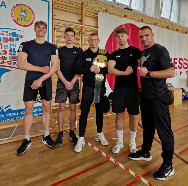Nasi Uczniowie w finale Krakowskiego Wieloboju Siłowego