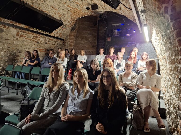 Klasa 3D na spektaklu “Coś Wam powiem”