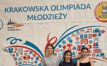 Nasze uczennice na zawodach w badmintonie