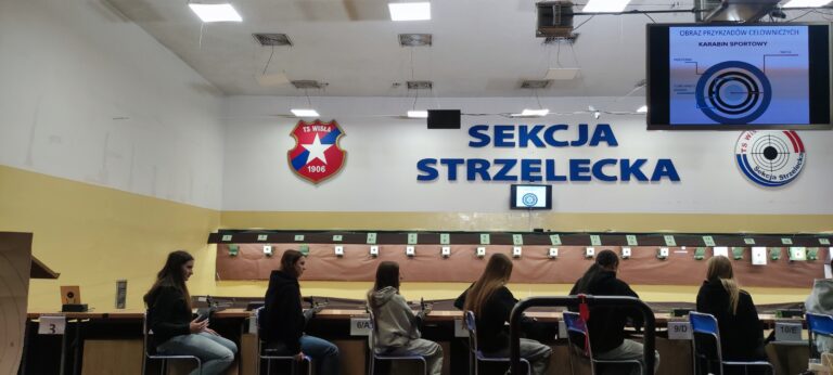 Zajęcia na strzelnicy sportowej TS Wisła